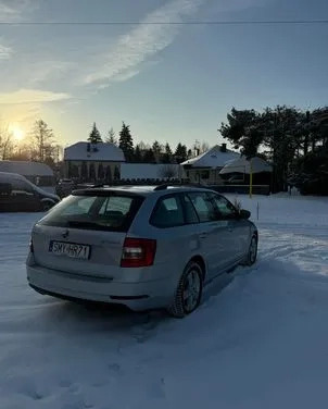 Skoda Octavia cena 56900 przebieg: 198000, rok produkcji 2018 z Myszków małe 79